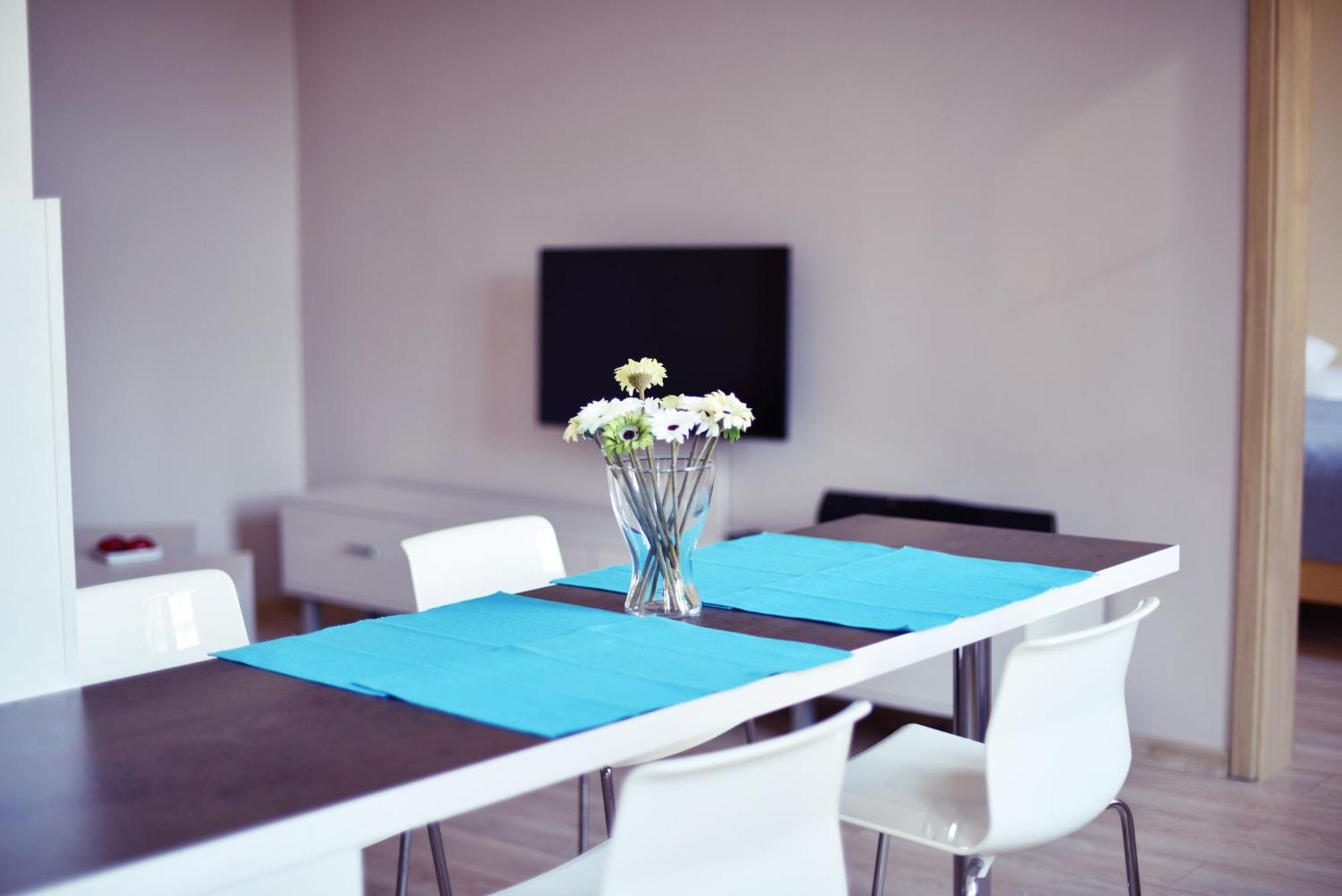 Apartamenty W Sercu Chelmna Хелмно Номер фото