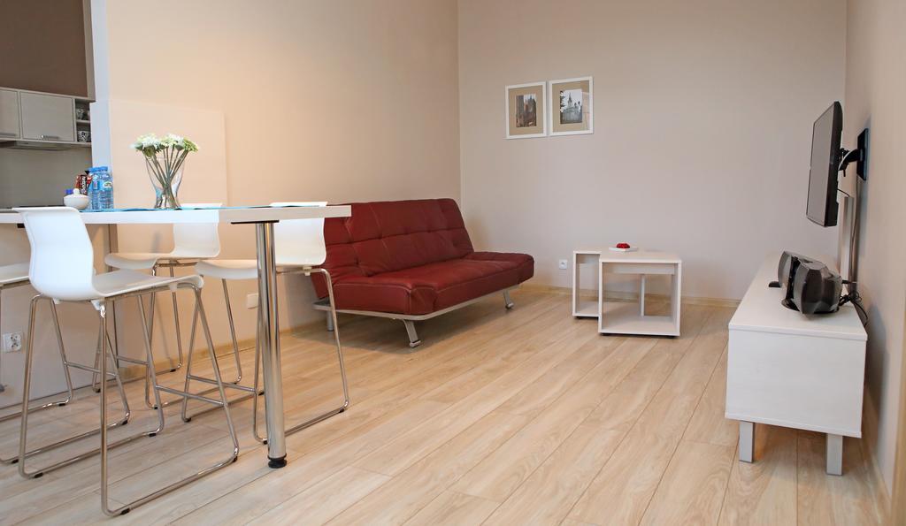 Apartamenty W Sercu Chelmna Хелмно Номер фото